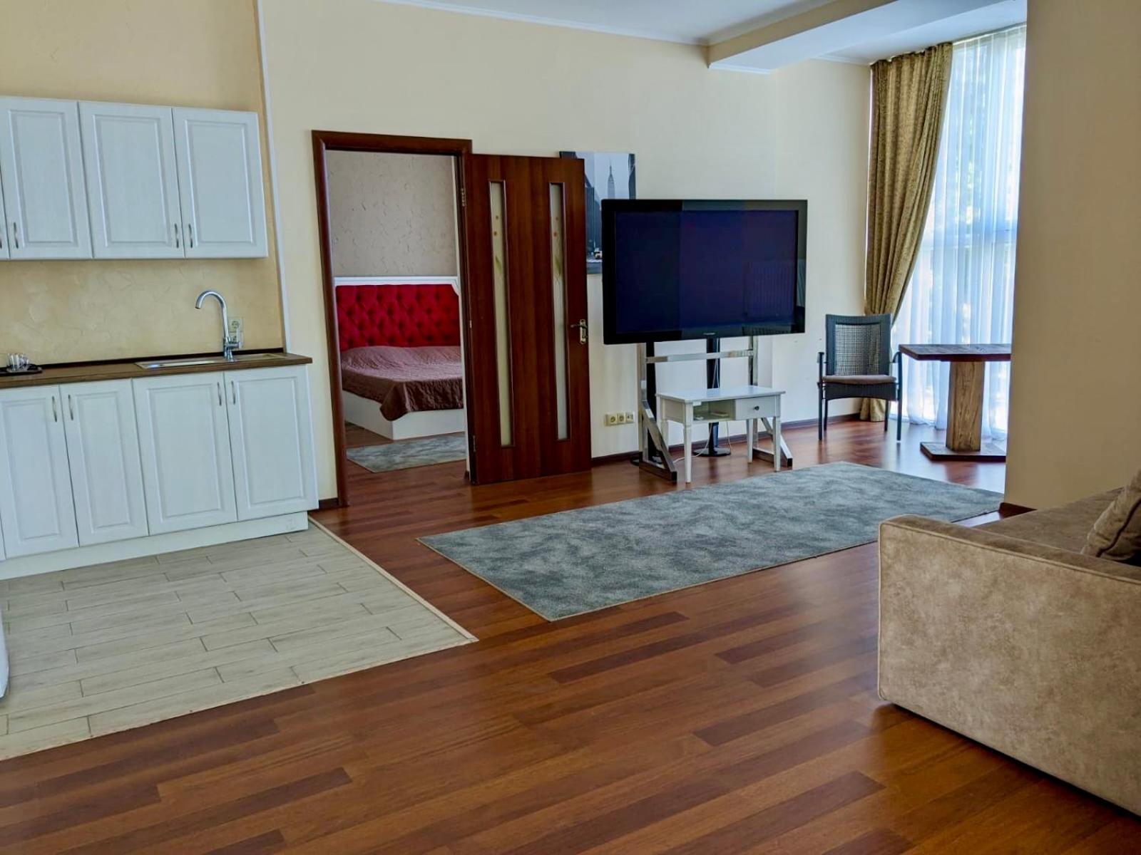 Helen Hotel Mykolajiv Rum bild